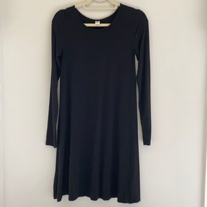 Long sleeve black comfy swing dress